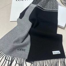 Loewe Scarf